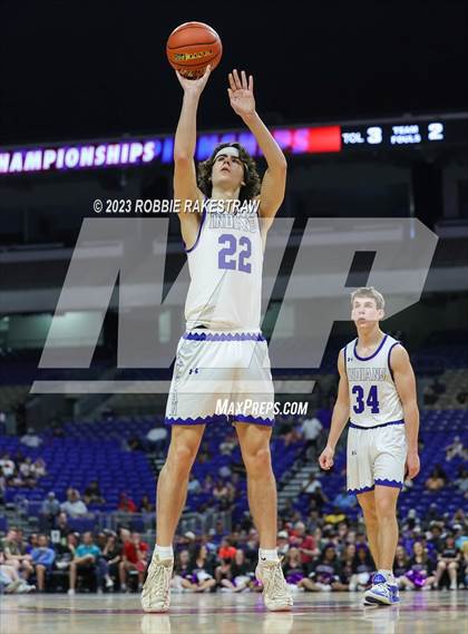 Thumbnail 1 in Lipan vs. LaPoynor (UIL 2A Basketball State Final) photogallery.