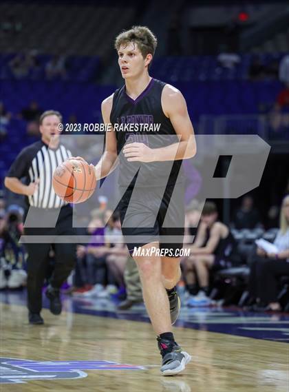 Thumbnail 2 in Lipan vs. LaPoynor (UIL 2A Basketball State Final) photogallery.