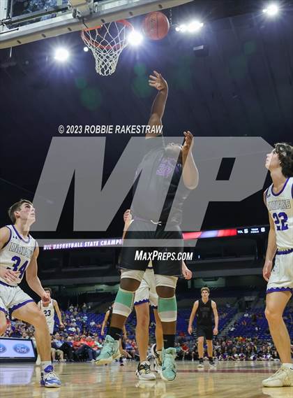 Thumbnail 3 in Lipan vs. LaPoynor (UIL 2A Basketball State Final) photogallery.