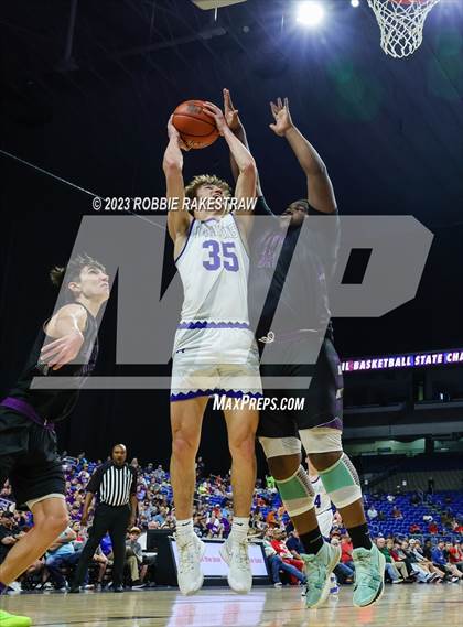 Thumbnail 3 in Lipan vs. LaPoynor (UIL 2A Basketball State Final) photogallery.