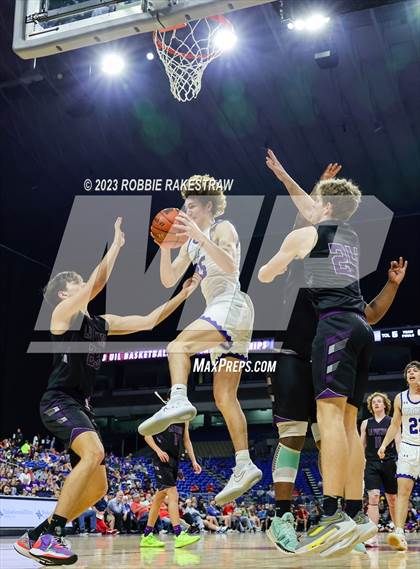 Thumbnail 3 in Lipan vs. LaPoynor (UIL 2A Basketball State Final) photogallery.