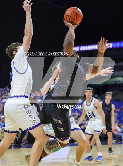 Thumbnail 1 in Lipan vs. LaPoynor (UIL 2A Basketball State Final) photogallery.