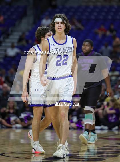 Thumbnail 1 in Lipan vs. LaPoynor (UIL 2A Basketball State Final) photogallery.