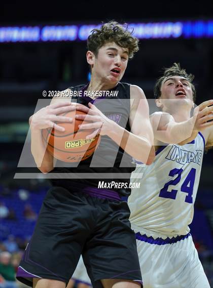 Thumbnail 2 in Lipan vs. LaPoynor (UIL 2A Basketball State Final) photogallery.