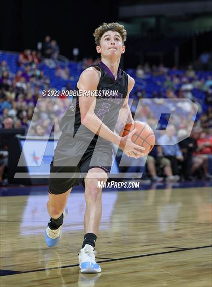 Thumbnail 1 in Lipan vs. LaPoynor (UIL 2A Basketball State Final) photogallery.