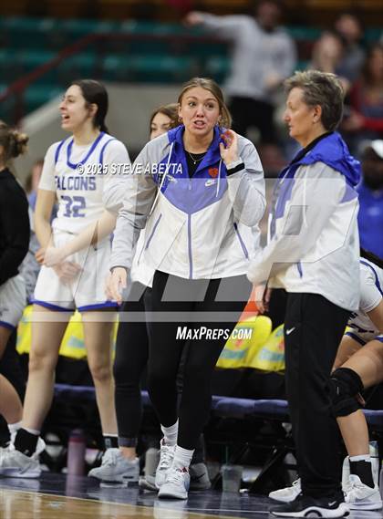 Thumbnail 1 in Riverdale Ridge vs. Highlands Ranch (CHSAA 6A Great 8) photogallery.