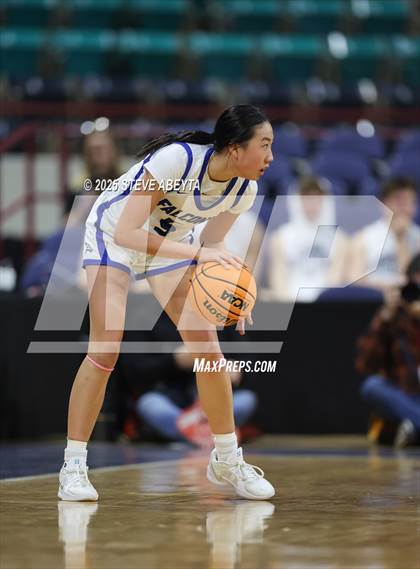 Thumbnail 3 in Riverdale Ridge vs. Highlands Ranch (CHSAA 6A Great 8) photogallery.