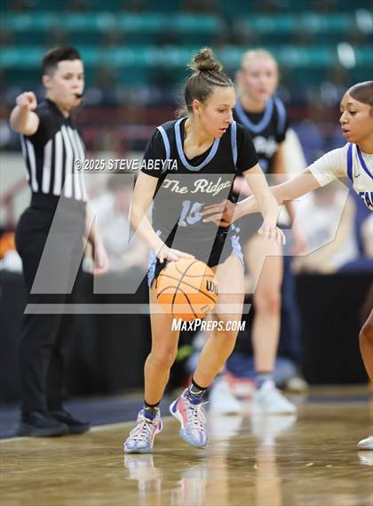 Thumbnail 1 in Riverdale Ridge vs. Highlands Ranch (CHSAA 6A Great 8) photogallery.