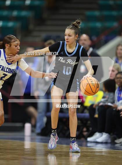 Thumbnail 3 in Riverdale Ridge vs. Highlands Ranch (CHSAA 6A Great 8) photogallery.