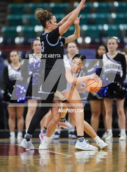 Thumbnail 1 in Riverdale Ridge vs. Highlands Ranch (CHSAA 6A Great 8) photogallery.