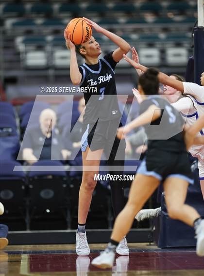 Thumbnail 2 in Riverdale Ridge vs. Highlands Ranch (CHSAA 6A Great 8) photogallery.