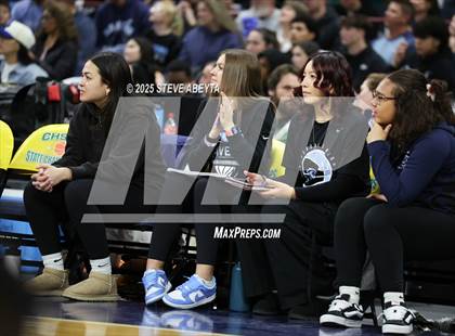 Thumbnail 2 in Riverdale Ridge vs. Highlands Ranch (CHSAA 6A Great 8) photogallery.