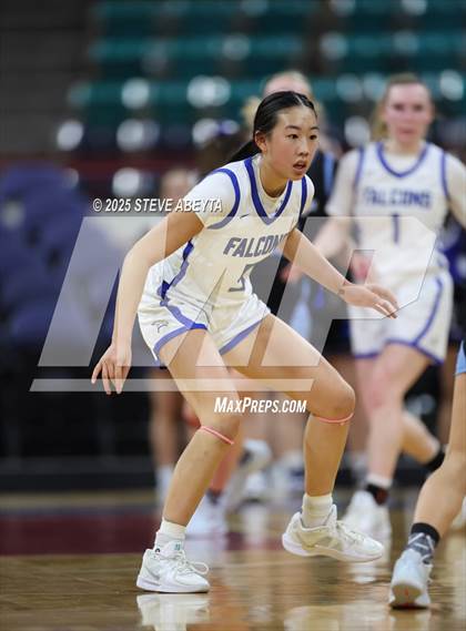 Thumbnail 2 in Riverdale Ridge vs. Highlands Ranch (CHSAA 6A Great 8) photogallery.