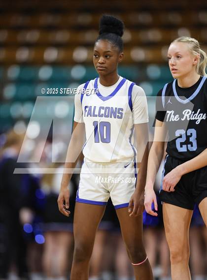 Thumbnail 1 in Riverdale Ridge vs. Highlands Ranch (CHSAA 6A Great 8) photogallery.