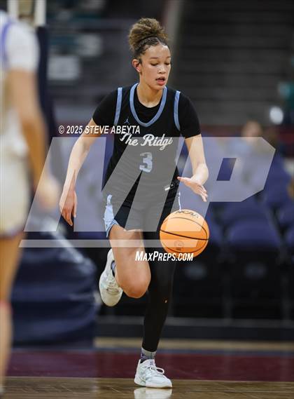 Thumbnail 2 in Riverdale Ridge vs. Highlands Ranch (CHSAA 6A Great 8) photogallery.