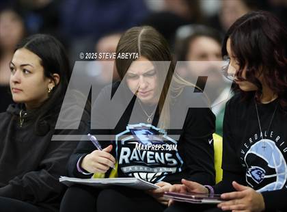 Thumbnail 2 in Riverdale Ridge vs. Highlands Ranch (CHSAA 6A Great 8) photogallery.