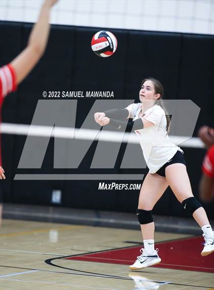 Thumbnail 1 in Village Christian @ Harvard-Westlake photogallery.