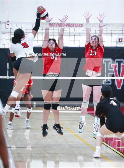 Thumbnail 3 in Village Christian @ Harvard-Westlake photogallery.