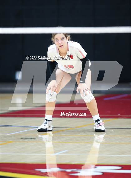 Thumbnail 2 in Village Christian @ Harvard-Westlake photogallery.