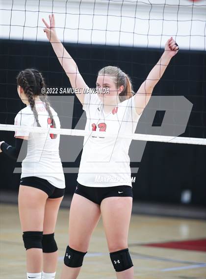 Thumbnail 3 in Village Christian @ Harvard-Westlake photogallery.