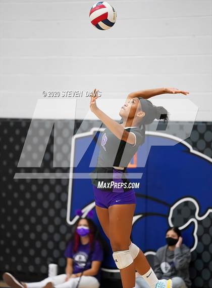 Thumbnail 2 in Cactus Shadows @ Millennium (AIA 5A Final) photogallery.
