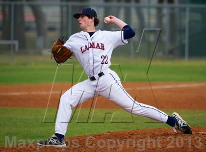 Thumbnail 1 in Lamar @ Boerne (BISD Invitational) photogallery.