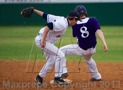 Thumbnail 1 in Lamar @ Boerne (BISD Invitational) photogallery.