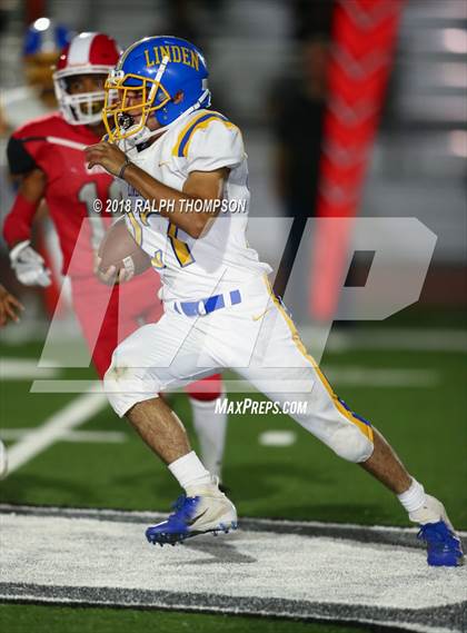 Thumbnail 1 in Galt vs. Linden photogallery.