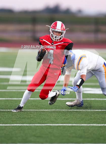 Thumbnail 3 in Galt vs. Linden photogallery.
