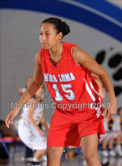 Thumbnail 2 in Mira Loma vs. Milpitas (Bulldog Winter Classic) photogallery.
