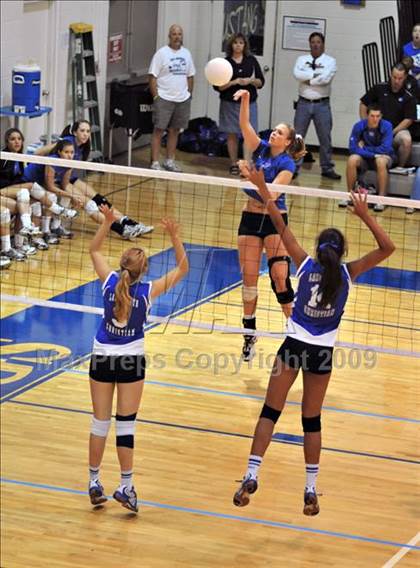 Thumbnail 1 in Northside Christian vs. Lake Worth Christian photogallery.