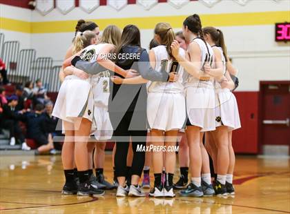 Thumbnail 1 in Hilton vs. Honeoye Falls-Lima photogallery.