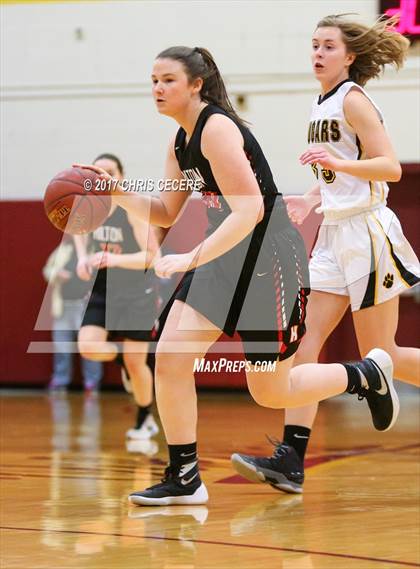 Thumbnail 3 in Hilton vs. Honeoye Falls-Lima photogallery.