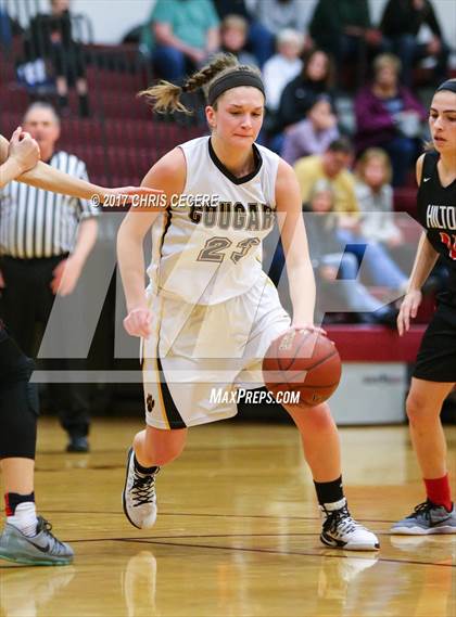 Thumbnail 2 in Hilton vs. Honeoye Falls-Lima photogallery.