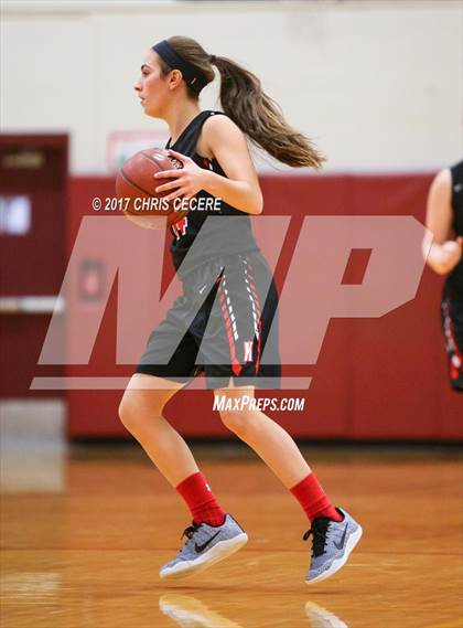 Thumbnail 2 in Hilton vs. Honeoye Falls-Lima photogallery.