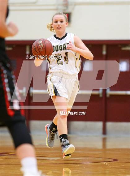 Thumbnail 2 in Hilton vs. Honeoye Falls-Lima photogallery.