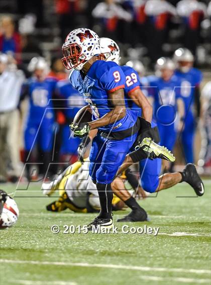 Thumbnail 3 in Garland @ Midway (UIL 6A Bi-District) photogallery.