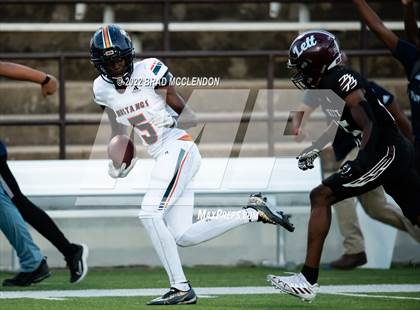 Thumbnail 1 in Sachse vs Rowlett photogallery.
