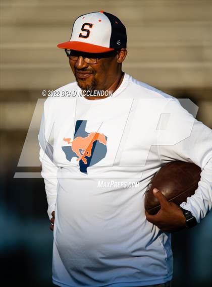 Thumbnail 1 in Sachse vs Rowlett photogallery.