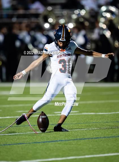 Thumbnail 3 in Sachse vs Rowlett photogallery.