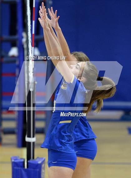Thumbnail 1 in JSerra Catholic @ Santa Margarita photogallery.