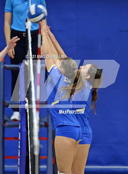 Thumbnail 3 in JSerra Catholic @ Santa Margarita photogallery.