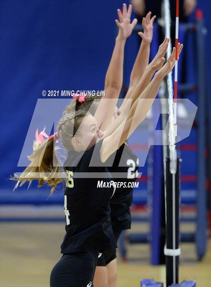 Thumbnail 3 in JSerra Catholic @ Santa Margarita photogallery.