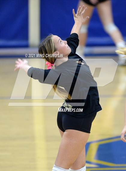 Thumbnail 1 in JSerra Catholic @ Santa Margarita photogallery.