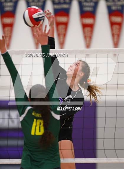 Thumbnail 1 in Casa Grande @ Petaluma photogallery.