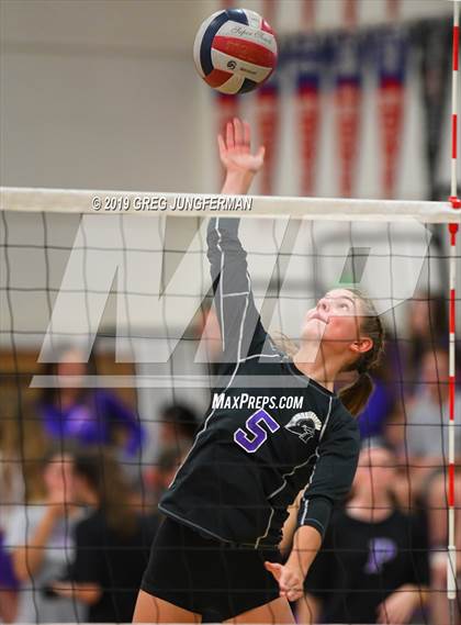 Thumbnail 1 in Casa Grande @ Petaluma photogallery.