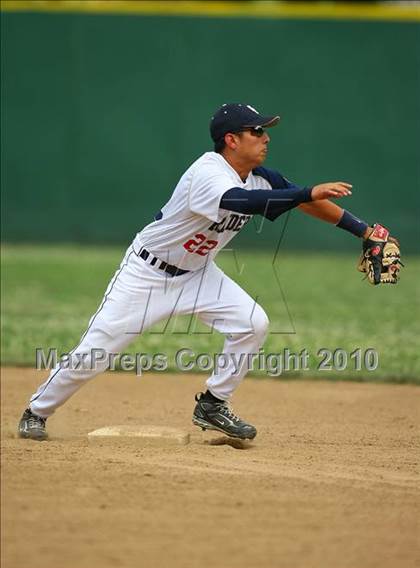 Thumbnail 3 in Central Catholic vs. Escalon (CIF SJS D5 Final) photogallery.