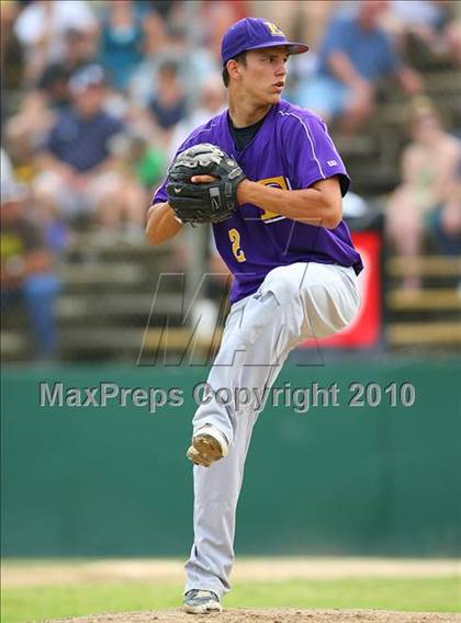 Thumbnail 2 in Central Catholic vs. Escalon (CIF SJS D5 Final) photogallery.