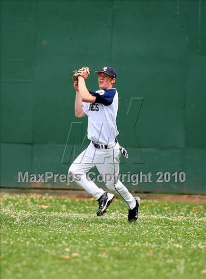 Thumbnail 2 in Central Catholic vs. Escalon (CIF SJS D5 Final) photogallery.