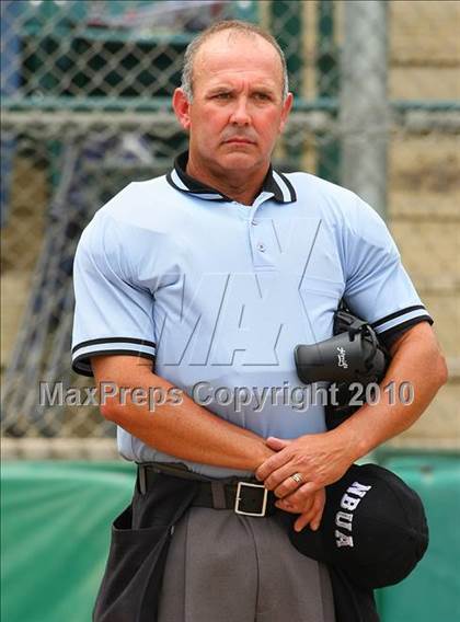 Thumbnail 2 in Central Catholic vs. Escalon (CIF SJS D5 Final) photogallery.
